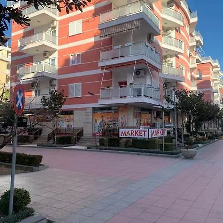 E&e Apartment Velipoje